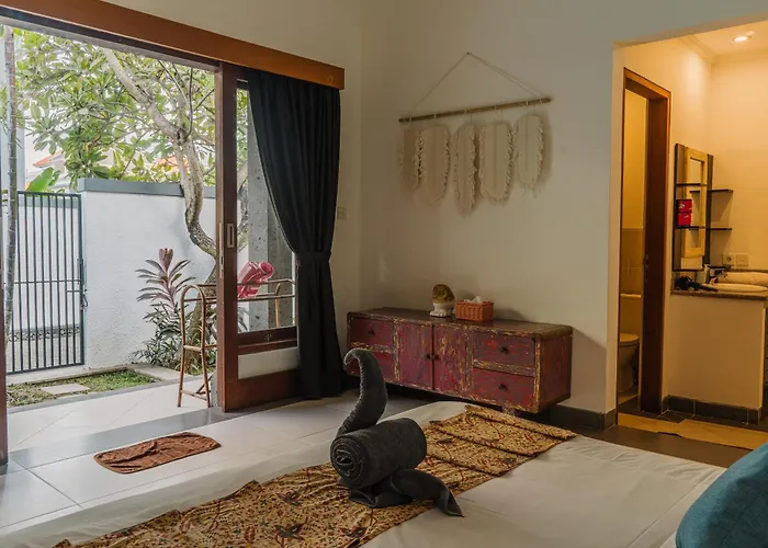 Linda Canggu-fast Wifi, Pool, 3 Min To Finns Canggu