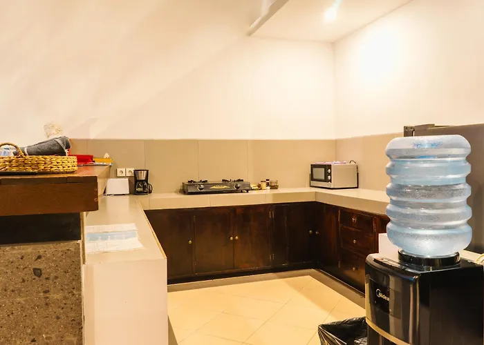Linda Canggu-fast Wifi, Pool, 3 Min To Finns