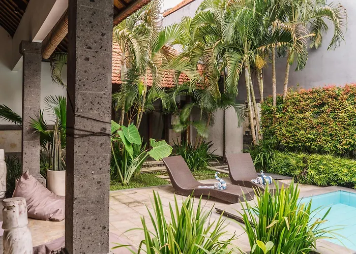 Villa Linda Canggu-fast Wifi, Pool, 3 Min To Finns *