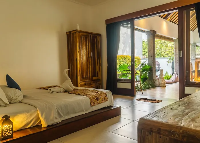 Villa Linda Canggu-fast Wifi, Pool, 3 Min To Finns *