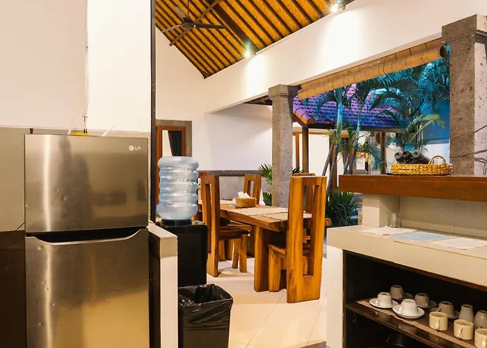 Linda Canggu-fast Wifi, Pool, 3 Min To Finns Villa