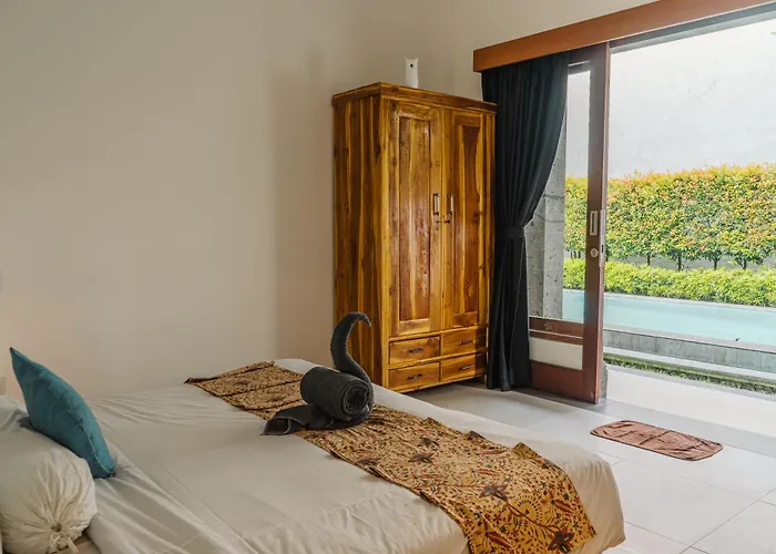Villa Linda Canggu-fast Wifi, Pool, 3 Min To Finns